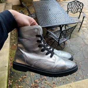 Thereabouts TH Silver Boots Men Size 4 Used